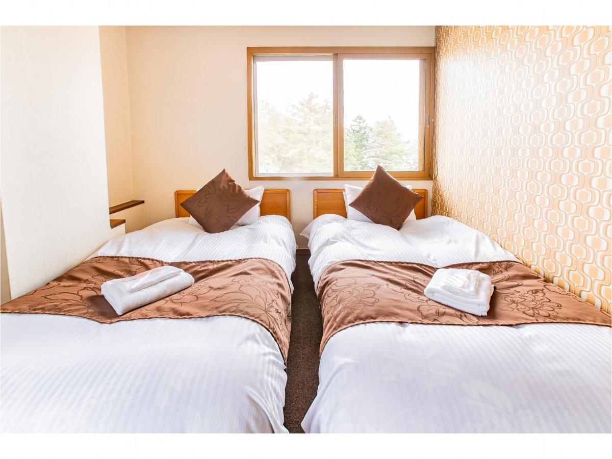 Nomad Hakuba Bed and Breakfast Buitenkant foto