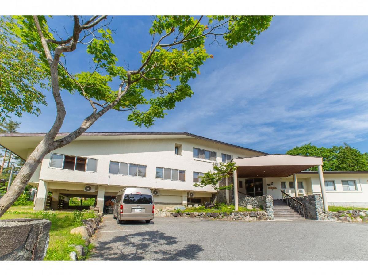 Nomad Hakuba Bed and Breakfast Buitenkant foto